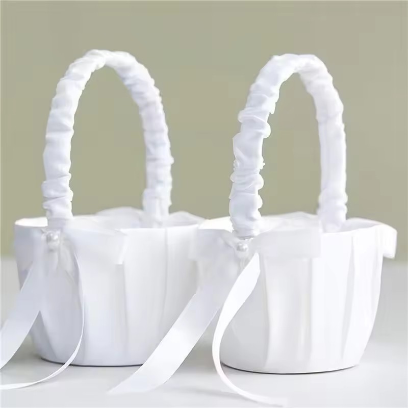 Cesto portafiori in raso bianc - Gardening Tools Girls recensione e prezzo